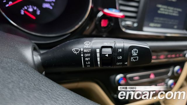 Kia Canival 2016 — photo 30