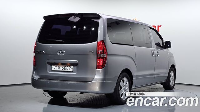 Hyundai Starex 2019 — photo 2