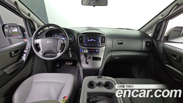Hyundai Starex 2019 — photo 7