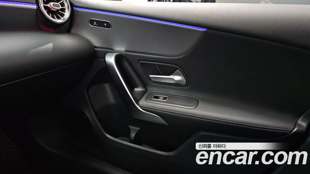 Mercedes-Benz A-Class 2021 — photo 22