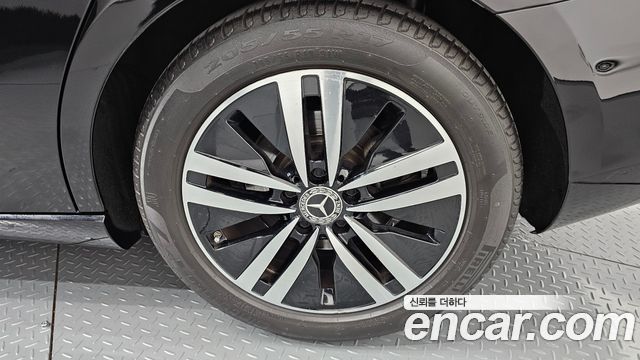 Mercedes-Benz A-Class 2021 — photo 7