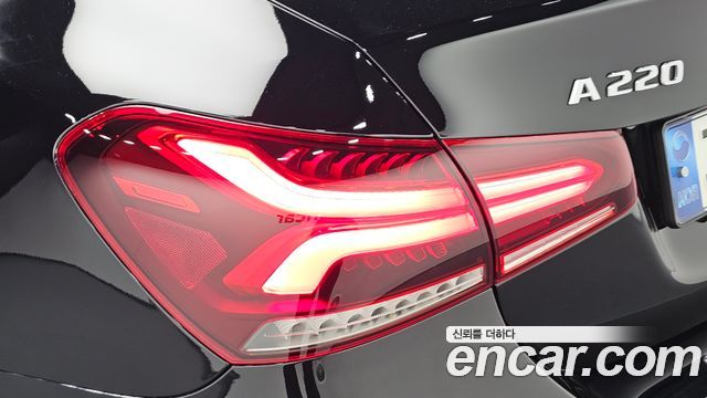 Mercedes-Benz A-Class 2021 — photo 9