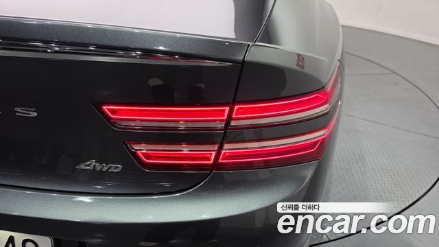 Genesis G80 2021 — photo 9