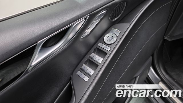 Genesis G80 2021 — photo 27
