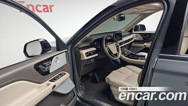 Lincoln Aviator 2021 — photo 13