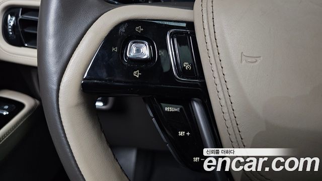 Lincoln Aviator 2021 — photo 39