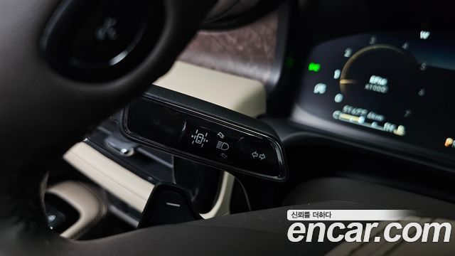 Lincoln Aviator 2021 — photo 45