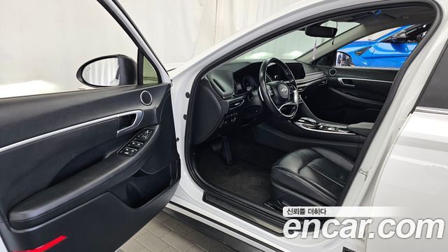 Hyundai Sonata 2021 — photo 13