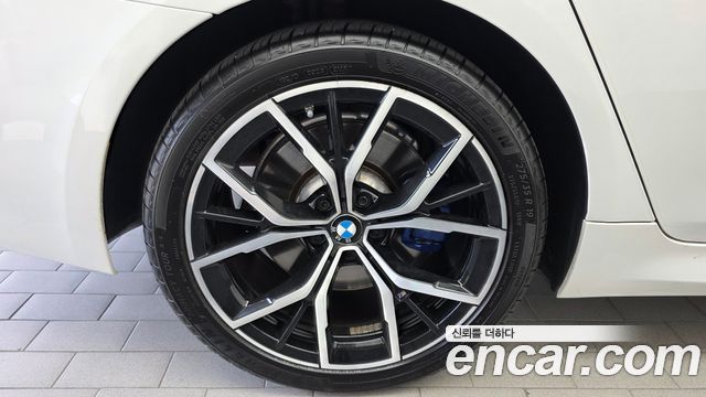 BMW 5-Series 2021 — photo 5