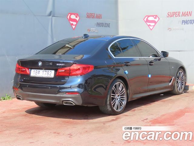 BMW 5-Series 2019 — photo 3