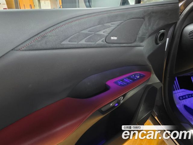 Lexus RX 2025 — photo 16