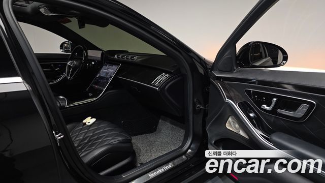 Mercedes-Benz S-Class 2022 — photo 17