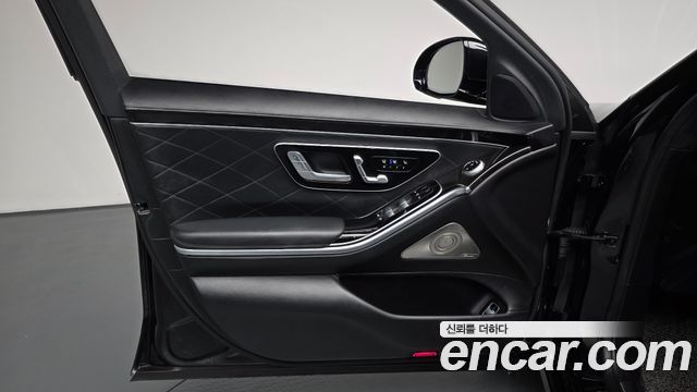 Mercedes-Benz S-Class 2022 — photo 14