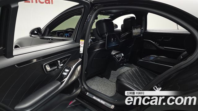Mercedes-Benz S-Class 2022 — photo 16