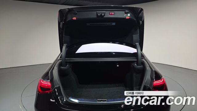 Mercedes-Benz S-Class 2022 — photo 40
