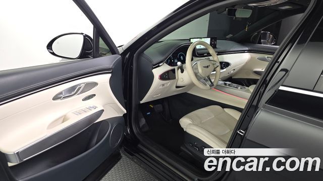 Genesis GV70 2024 — photo 13