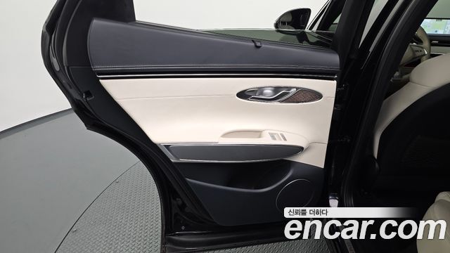 Genesis GV70 2024 — photo 15