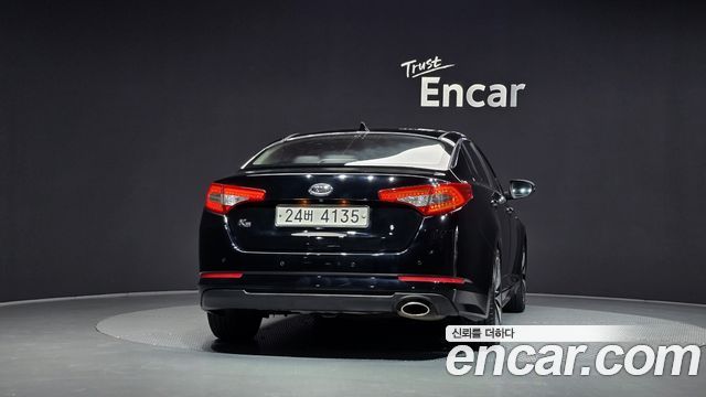 Kia K5 2011 — photo 4