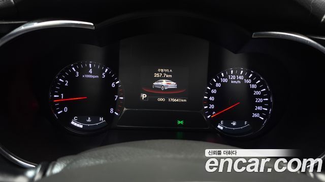 Kia K5 2011 — photo 8