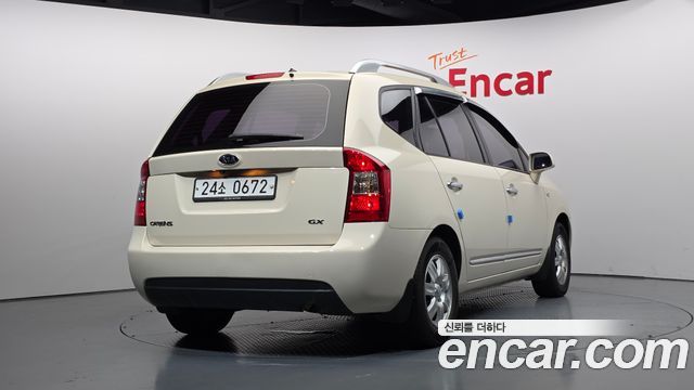 Kia Carens 2011 — photo 2