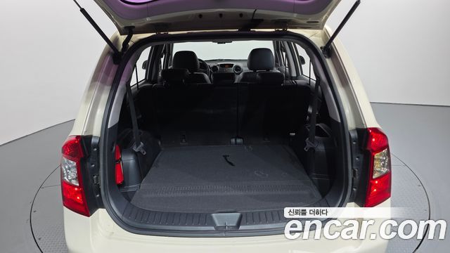 Kia Carens 2011 — photo 20