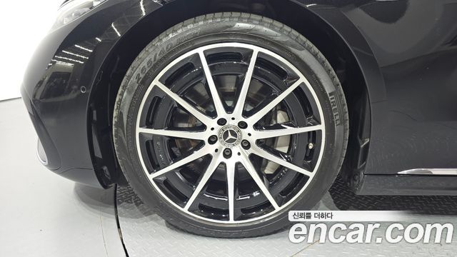 Mercedes-Benz EQS 2023 — photo 5