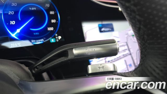 Mercedes-Benz EQS 2023 — photo 12