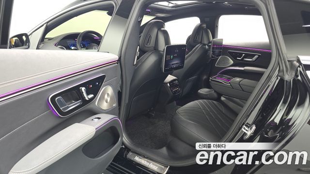 Mercedes-Benz EQS 2023 — photo 17