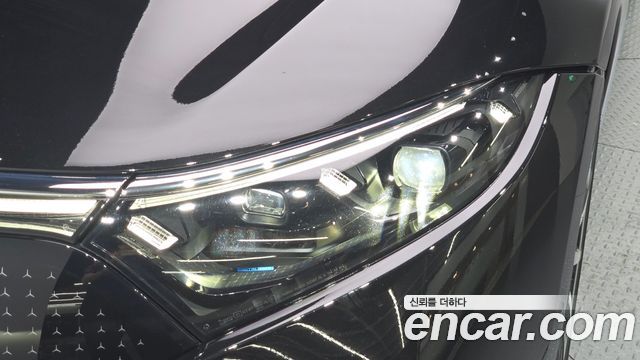 Mercedes-Benz EQS 2023 — photo 8
