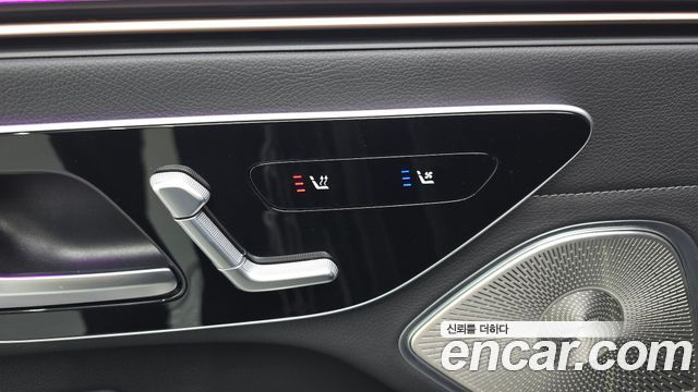 Mercedes-Benz EQS 2023 — photo 35