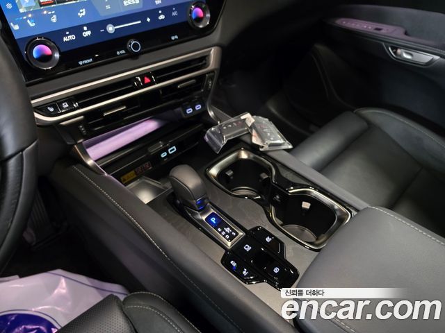 Lexus RX 2025 — photo 9