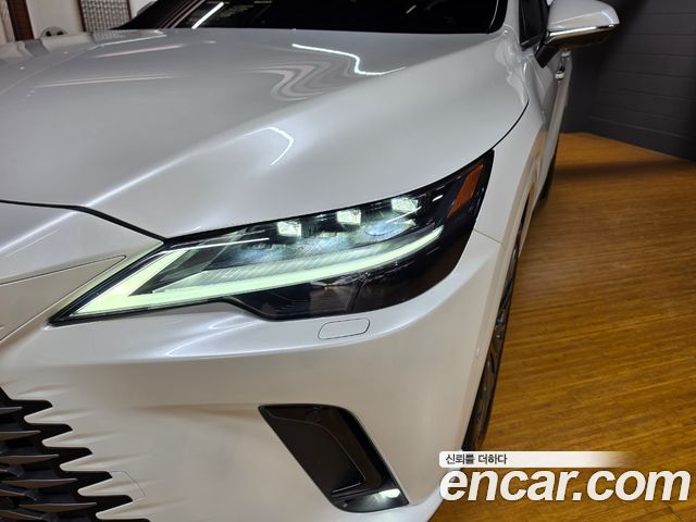 Lexus RX 2025 — photo 17