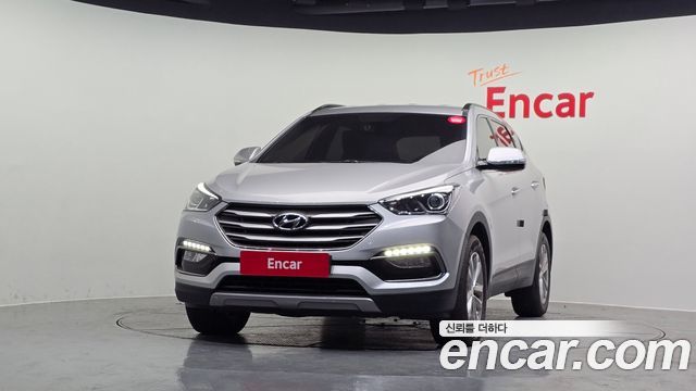 Hyundai Santafe 2016 — photo 3