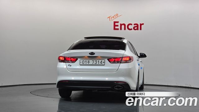 Kia K5 2016 — photo 4