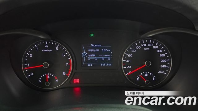 Kia K5 2016 — photo 8