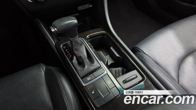 Kia K5 2016 — photo 9
