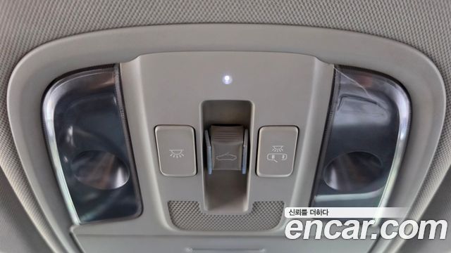 Kia K5 2016 — photo 17