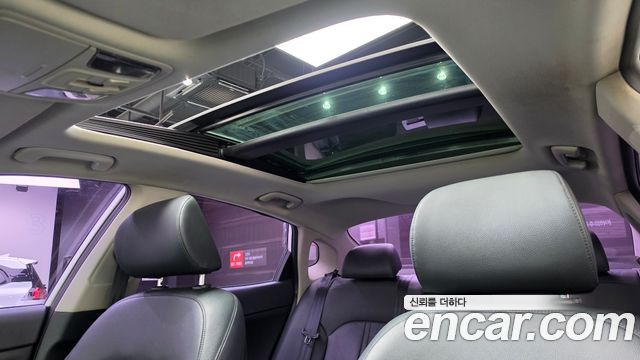 Kia K5 2016 — photo 18