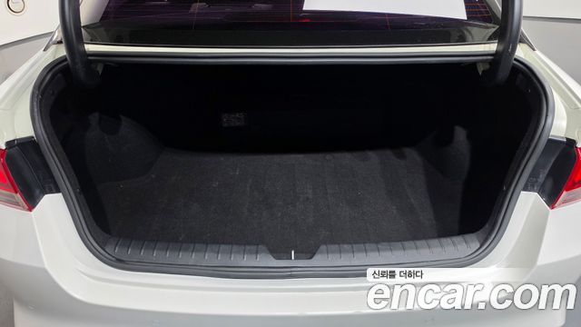 Kia K5 2016 — photo 19