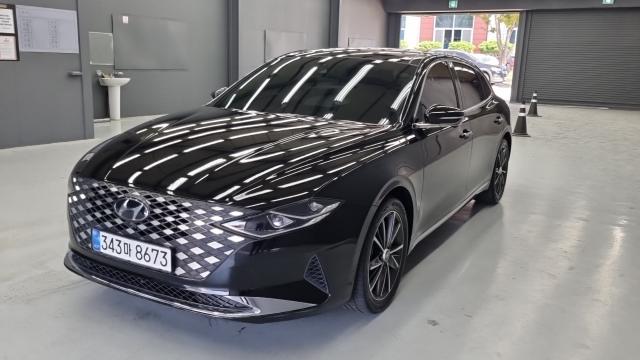 Hyundai Grandeur 2023 — photo 1