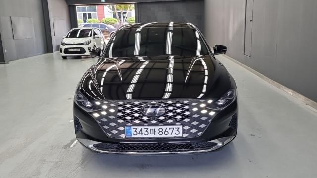 Hyundai Grandeur 2023 — photo 3