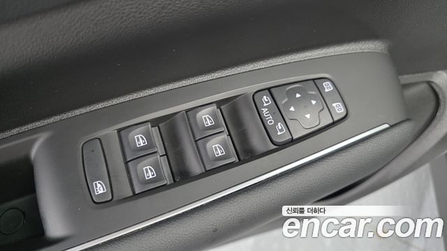 Renault Korea QM6 2025 — photo 28