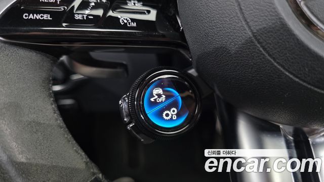 Mercedes-Benz E-Class 2021 — photo 29