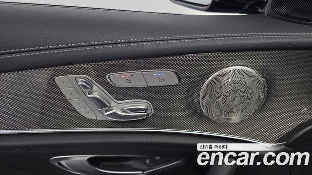 Mercedes-Benz E-Class 2021 — photo 35