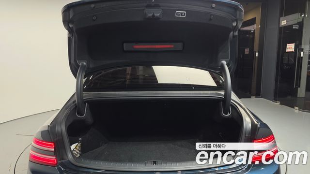 Genesis G80 2021 — photo 20