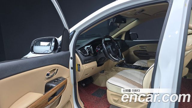 Kia Canival 2017 — photo 10