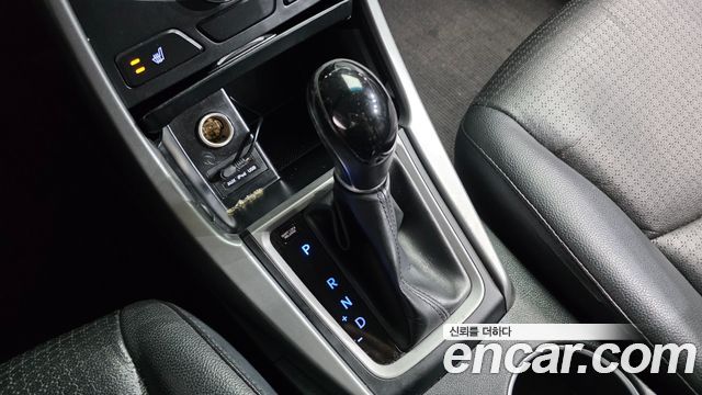 Hyundai AVANTE 2014 — photo 9