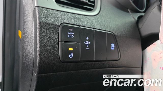 Hyundai AVANTE 2014 — photo 12
