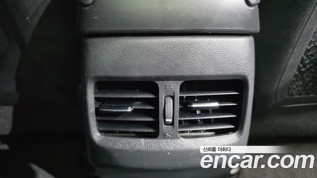 Hyundai AVANTE 2014 — photo 18