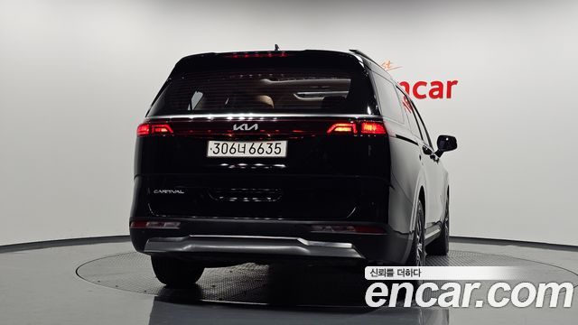 Kia Canival 2022 — photo 4